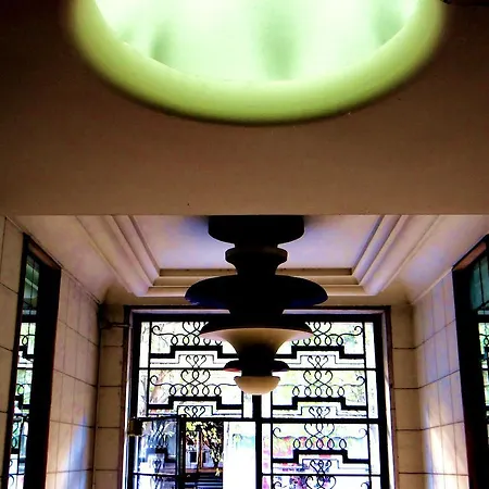 Jo's Place Lisbon
