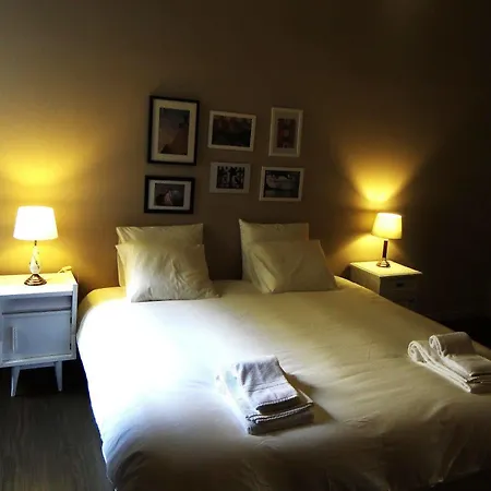 Jo's Place 3* Lisbon