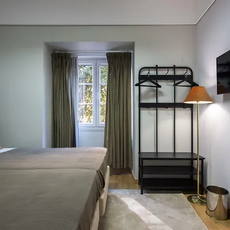 Jo's Place 3*