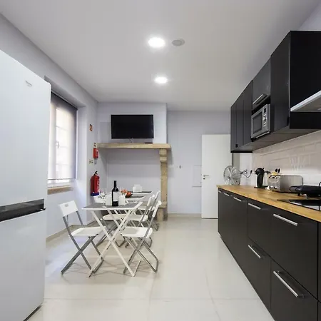 Jo's Place 3* ליסבון